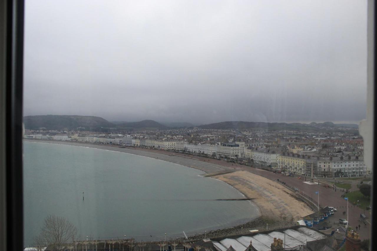 Headlands 3* Llandudno
