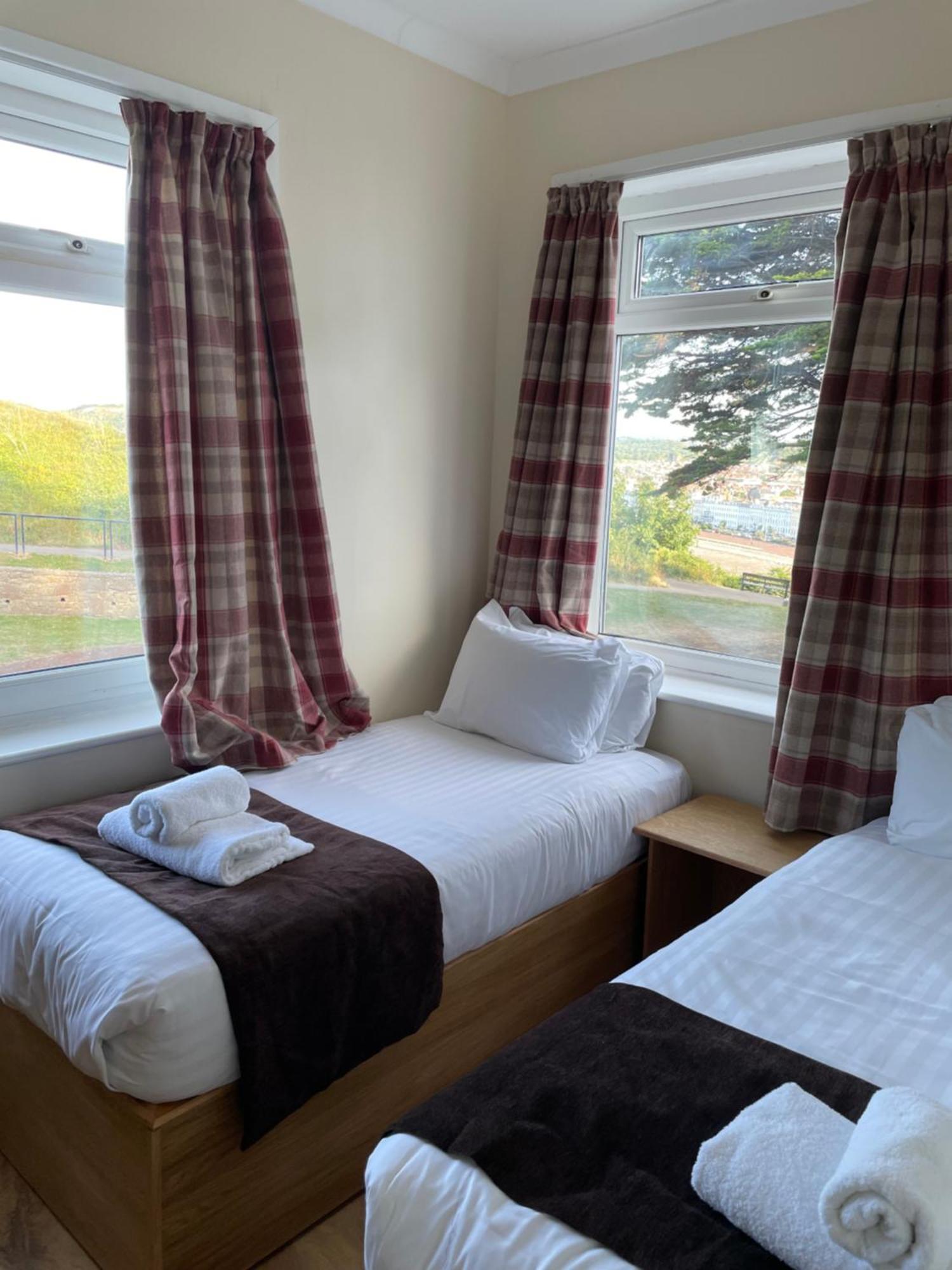 Hotel Headlands 3*